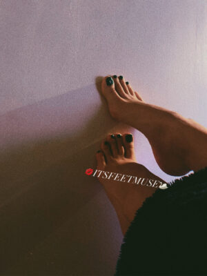 EA268C12-B60D-438E-AB7C-572F11342FA7