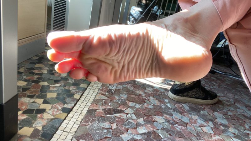 51E6DA7C-78EC-4694-A9FA-7BA7775794A7