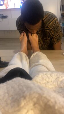 AA33D36A-EBD1-4498-AFAD-F3D47853FDF1